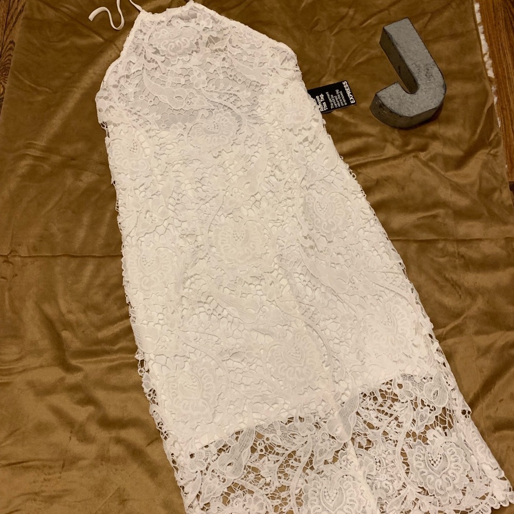 Express open back dress perfect for honeymoon